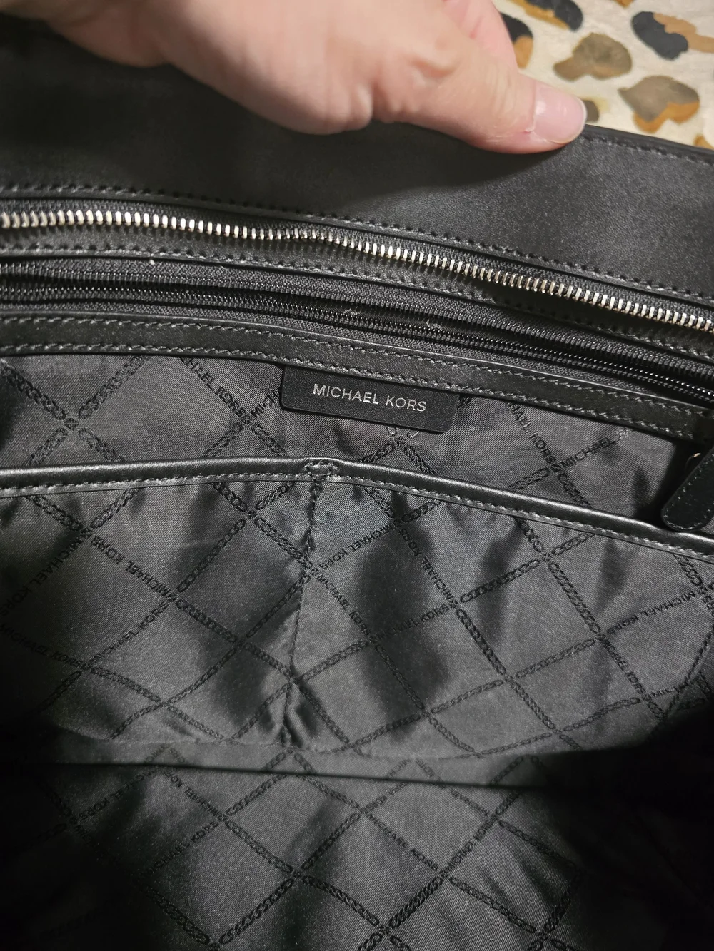 MICHAEL KORS Black Pebbled Leather Tote Bag